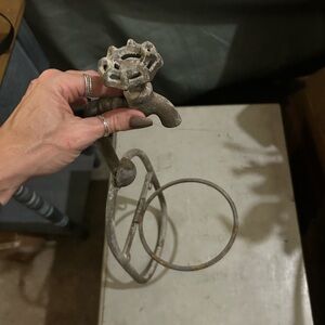Farmhouse Water Spout Planter Holder
